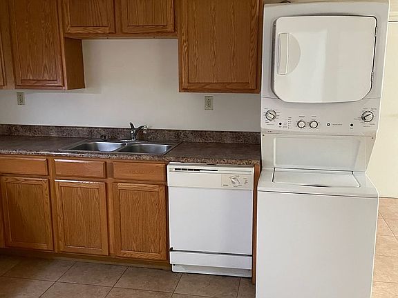 2nd image of 514 S University Ave #9
