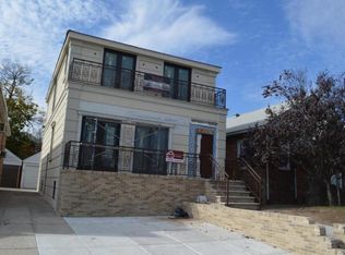 122 Mackenzie St, Brooklyn, NY 11235