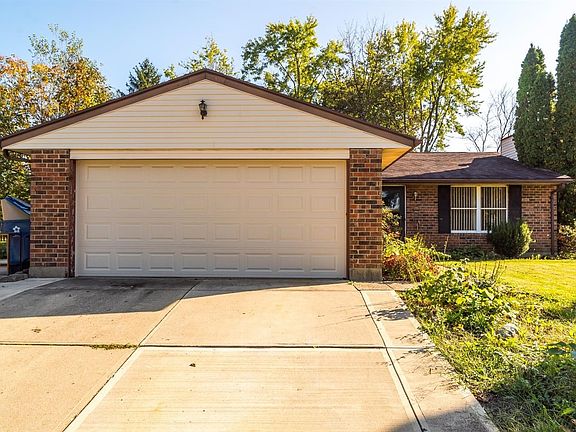 2nd image of 8910 Autumngate Ln