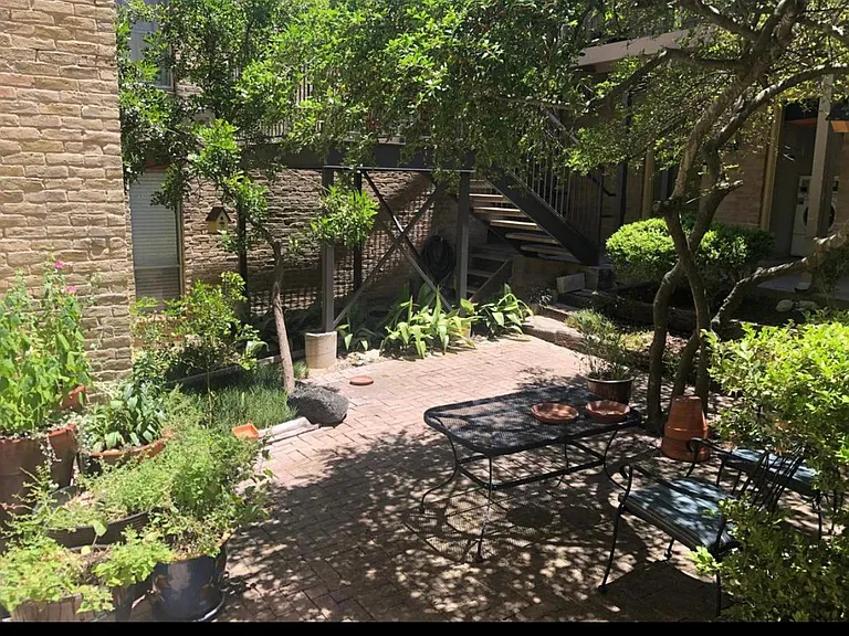 3431 N Hills Dr #121 — Photo 14