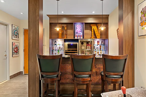 Sold by Compass | media 10