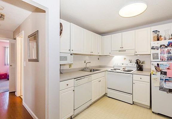 2nd image of 2 Birchwood Pt APT 302