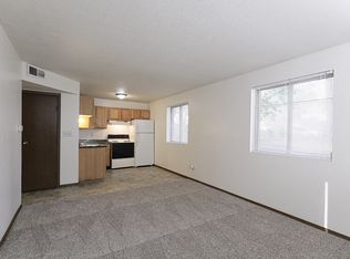 1728 S 14th St #4, Lincoln, NE 68502