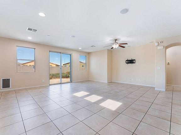 3rd image of 5733 Tideview St