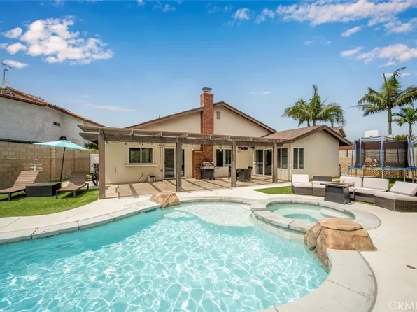 20462 Running Springs Ln, Huntington Beach, CA 92646