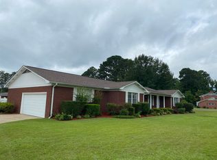 515 Meadowbrook Cir, Amory, MS 38821