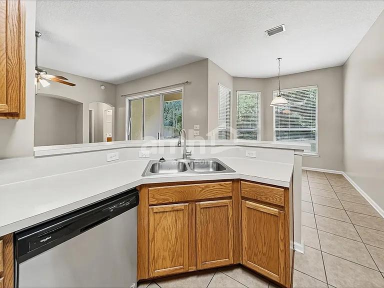 14003 Golden Eagle Dr — Photo 4