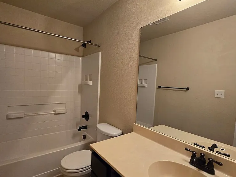 203 Anne Louise Dr — Photo 13