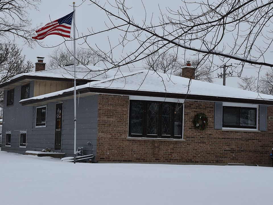 1st image of 382 Ash Ave