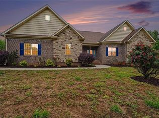 6250 Vance Rd, Kernersville, NC 27284