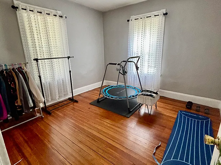 52 Locust St #1 — Photo 4
