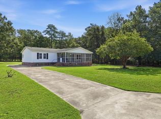 1301 Mill Creek Dr, Manning, SC 29102