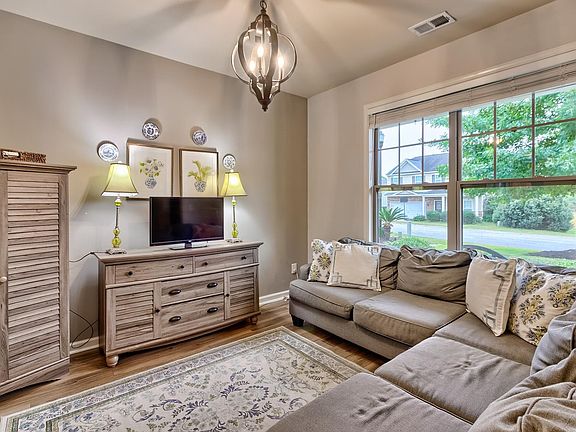 4th image of 114 Harvest Hill Trl