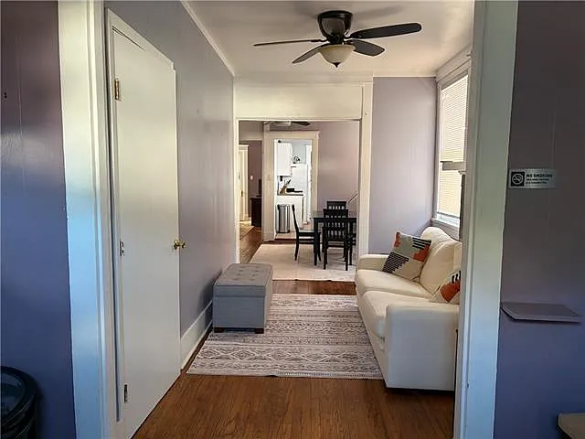 2 bed, 1.0 bath, 1065 sqft, $2,300 — Photo 3