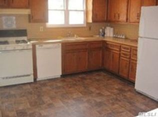 2824 Verity Ln, Baldwin, NY 11510