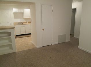 1904 Dumas Pl, Newark, DE 19702