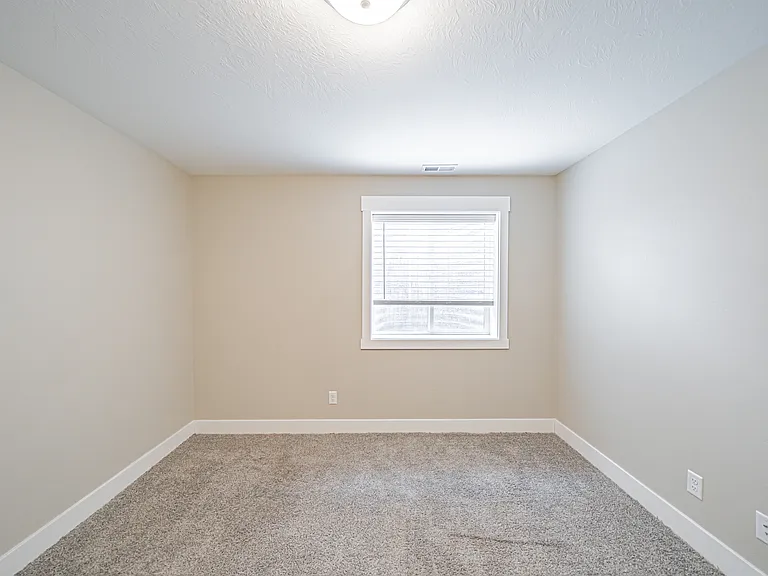 2896 Blackwood — Photo 28