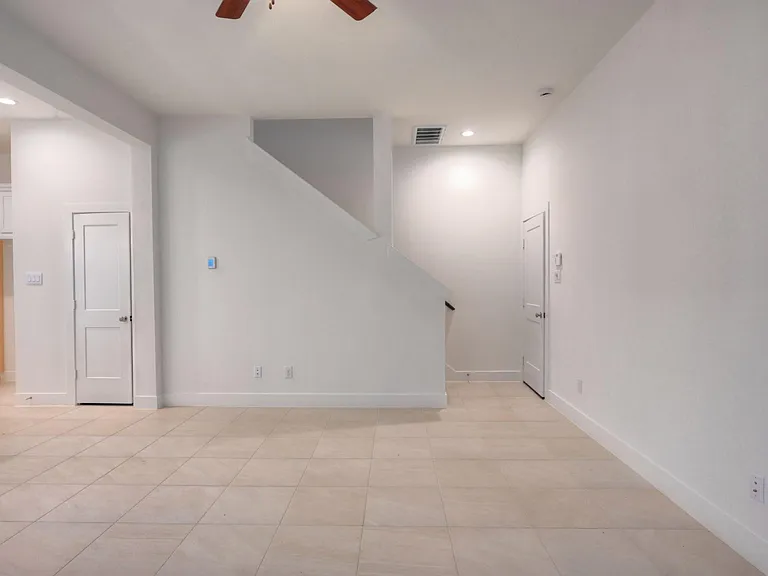 1535 Crystal Stream Dr — Photo 19