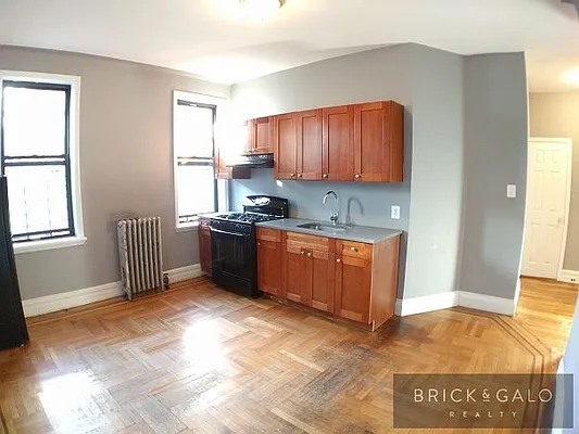 Rented by BRICK & GALO REALTY CORP | media 4