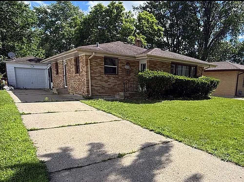 2404 Glenwood Ave Photo 1