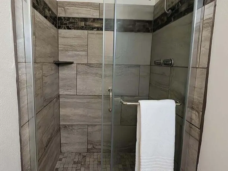1711 S Hardy Dr — Photo 16