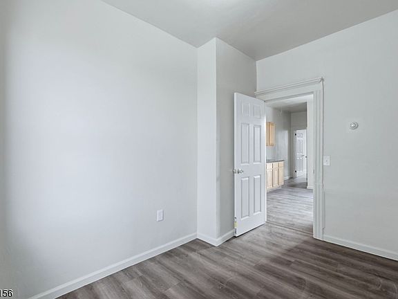 4th image of 220 3rd St APT 15