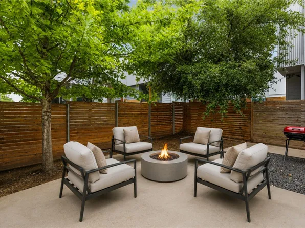 801 N Bluff Dr Unit 33, Austin, TX 78745