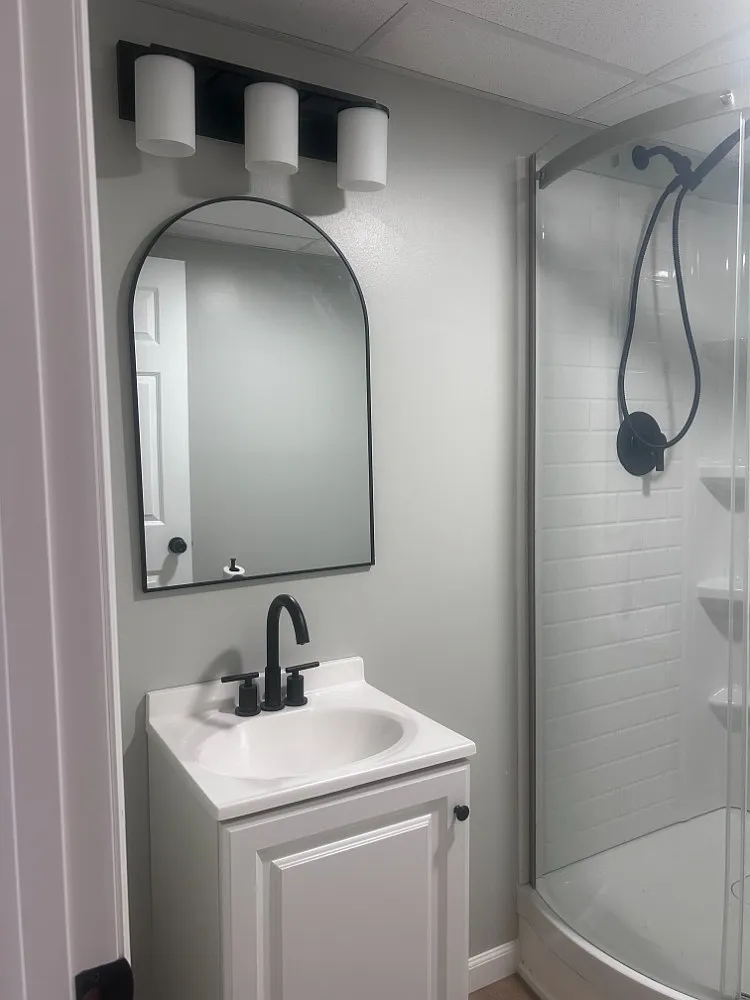 4 bed, 1800 sqft, $2,200 — Photo 2
