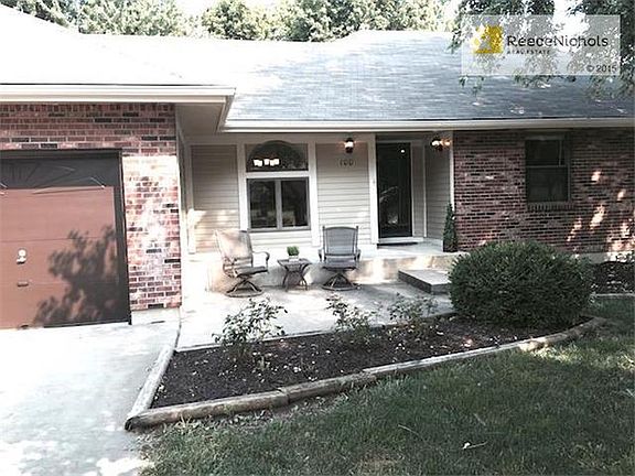 Front Porch Sitting Area