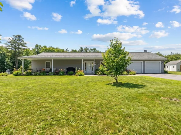 16 Hickory Drive, Wiscasset, ME 04578