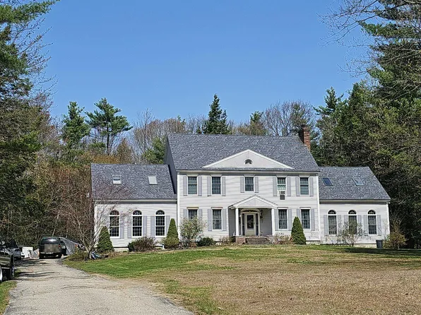 160 Jennifer Dr, Chester, NH 03036
