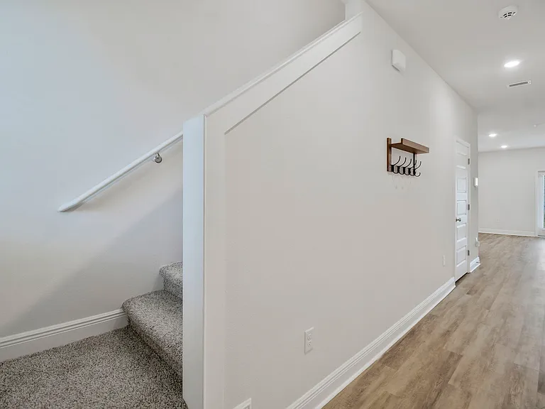 6356 Grove Park Dr — Photo 41