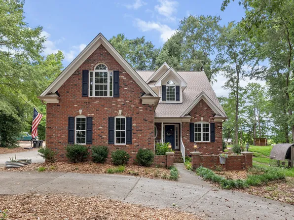 6600 Saint Jens Ln, Raleigh, NC 27603