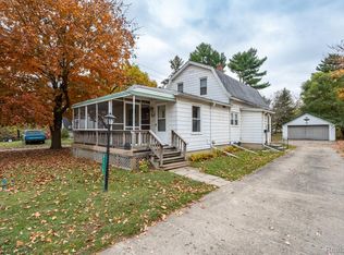 81115 Belle River Rd, Memphis, MI 48041