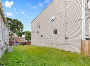 4603 S Wallace St, Chicago, IL 60609
