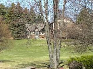 6970 Hubbard Rd, Clarkston, MI 48348