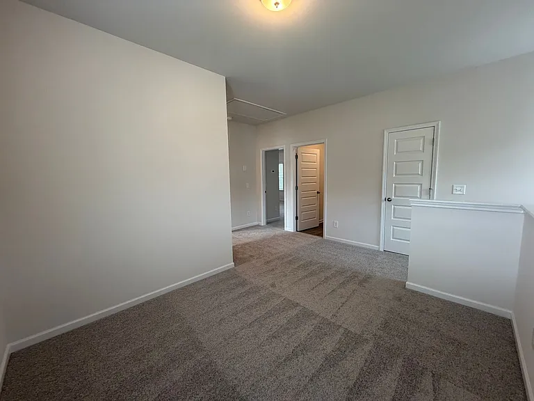 8 Cavalier Ct — Photo 14