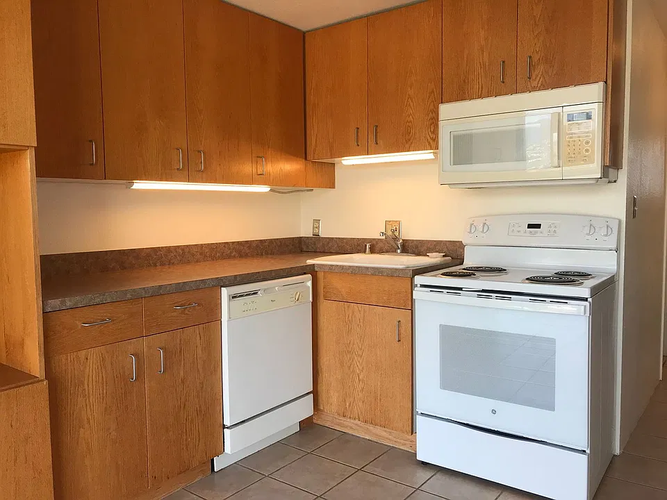 2211 Ala Wai Blvd #2003