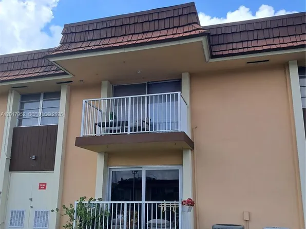 5501 SW 77th Ct APT 204C, Miami, FL 33155