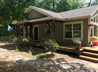 8015 S Island View Dr, Newaygo, MI 49337