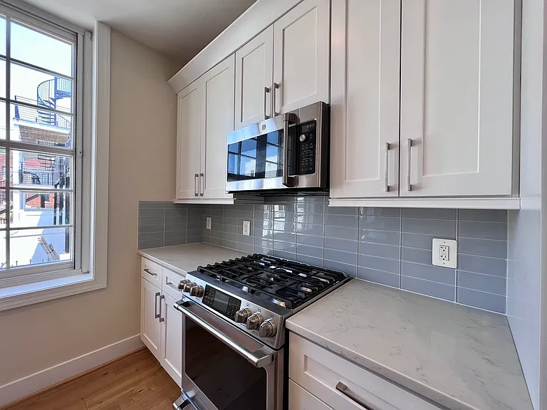 625 Park Rd NW #111 — Photo 6