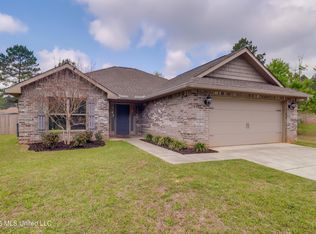 19521 Stewart St, Saucier, MS 39574