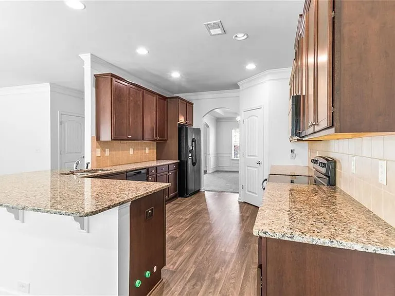 1061 Blind Brook Cir — Photo 8