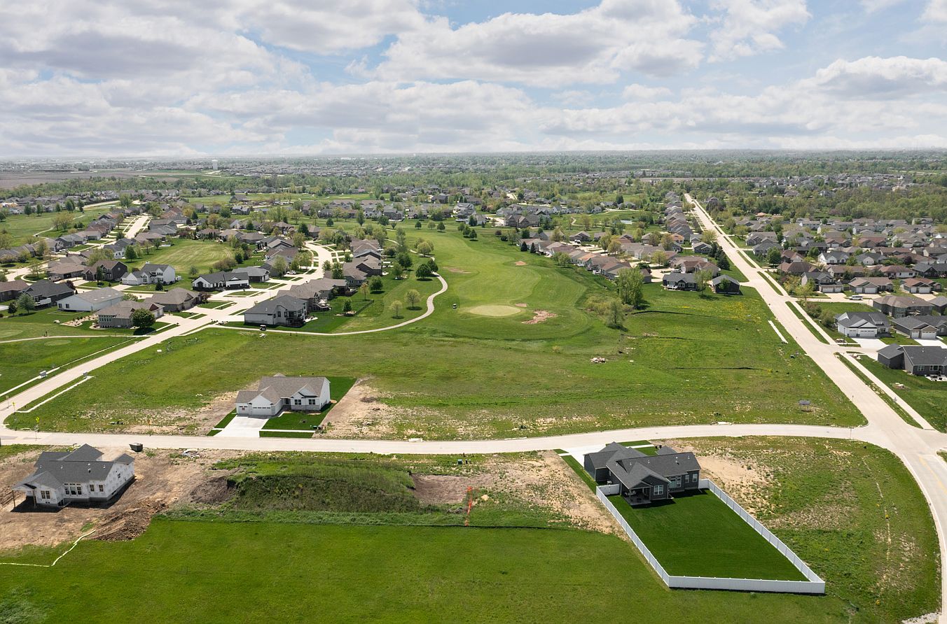 Cambridge - Condo Plan, Hunters Ridge