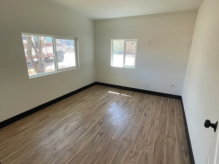 61056-29 Palms Hwy — Photo 13