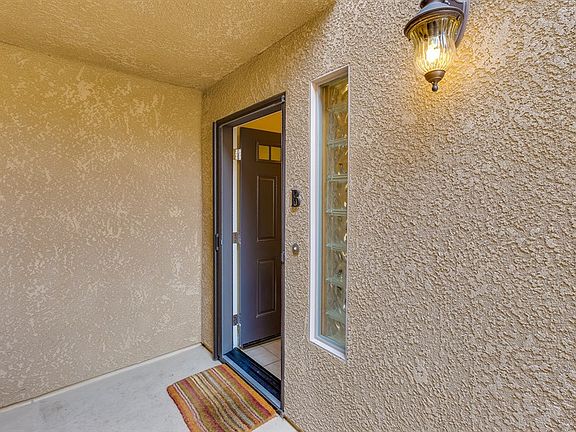 2nd image of 545 Paseo Bella Montana