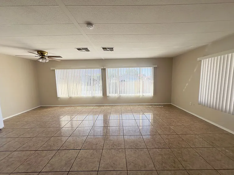 6060 Yellowstone Ave — Photo 8