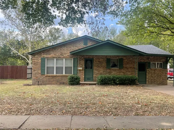 804 Kentucky St, Graham, TX 76450