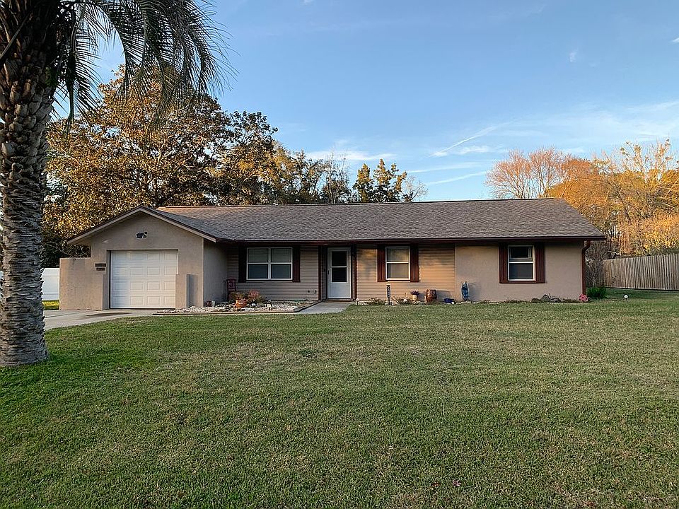 1st image of 7416 NW 127th Pl