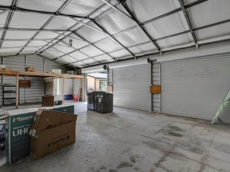 14043 Tennessee Ave — Photo 28